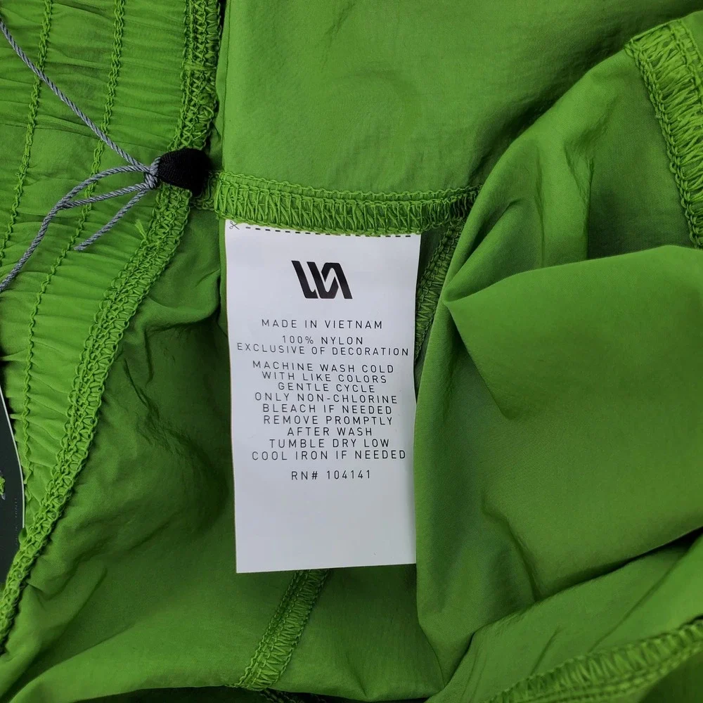 VRST All In Unlined Water Repellent Zippered Pocket Green Pulse Shine Mens Large